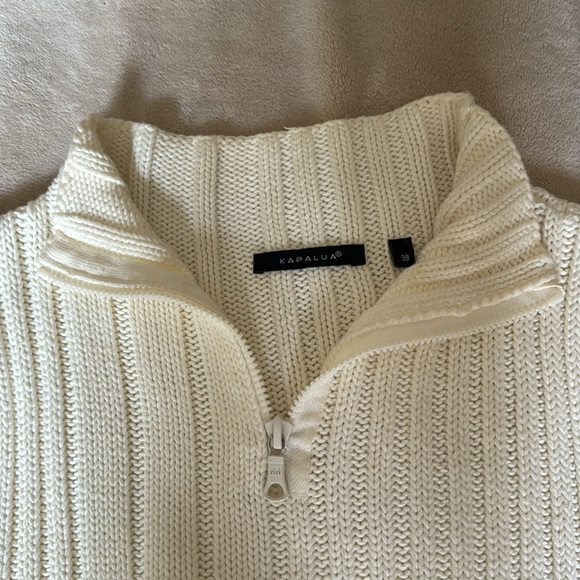 Cream sweat vest! - Picture 2 of 2